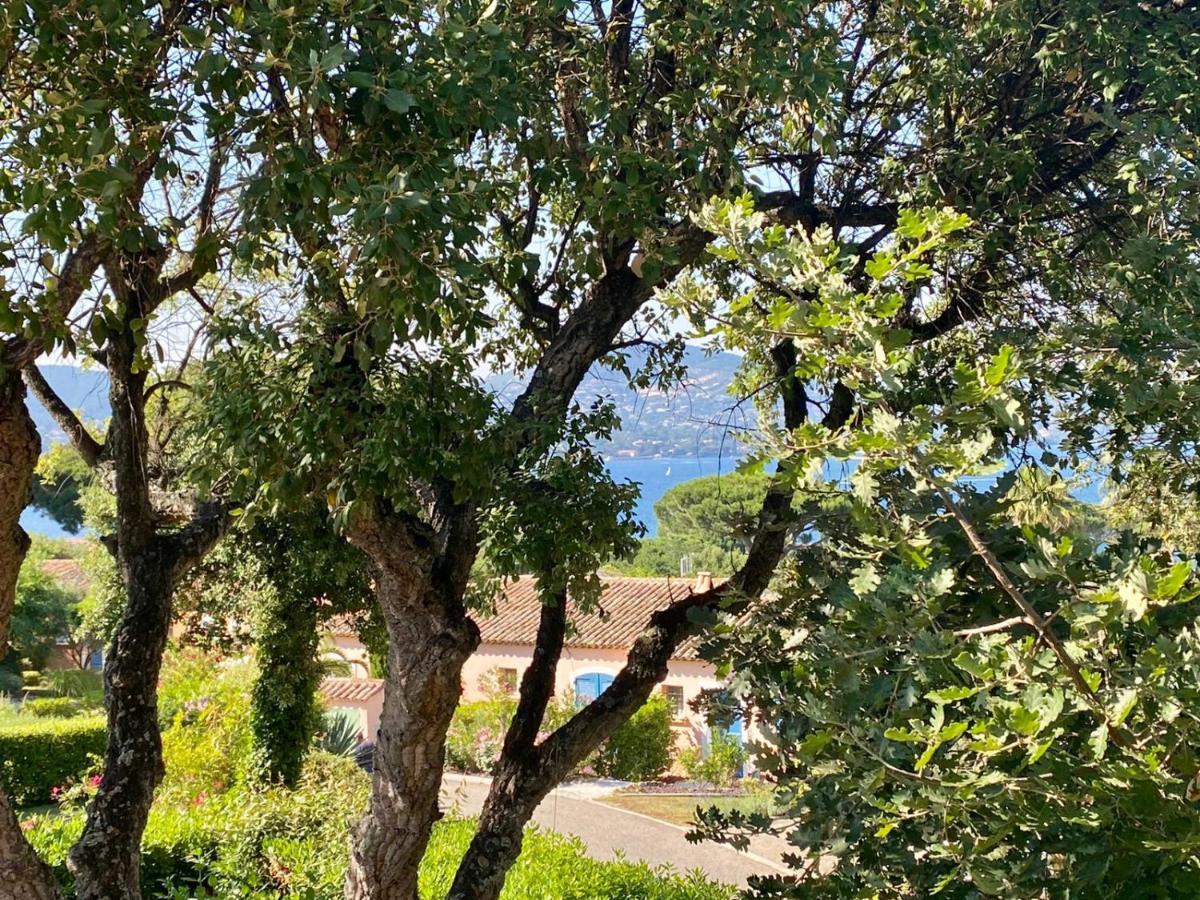 Villa Vue Mer Donnant Sur Le Golfe De St Tropez, 2 Chambres, 6 Pers, Piscine Commune Σαιν-Τροπέ Εξωτερικό φωτογραφία