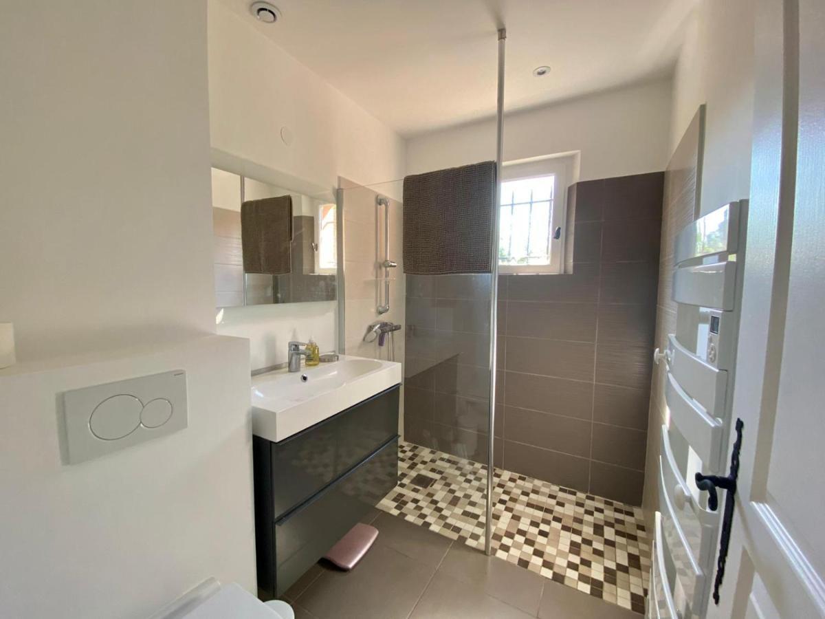 Villa Vue Mer Donnant Sur Le Golfe De St Tropez, 2 Chambres, 6 Pers, Piscine Commune Σαιν-Τροπέ Εξωτερικό φωτογραφία