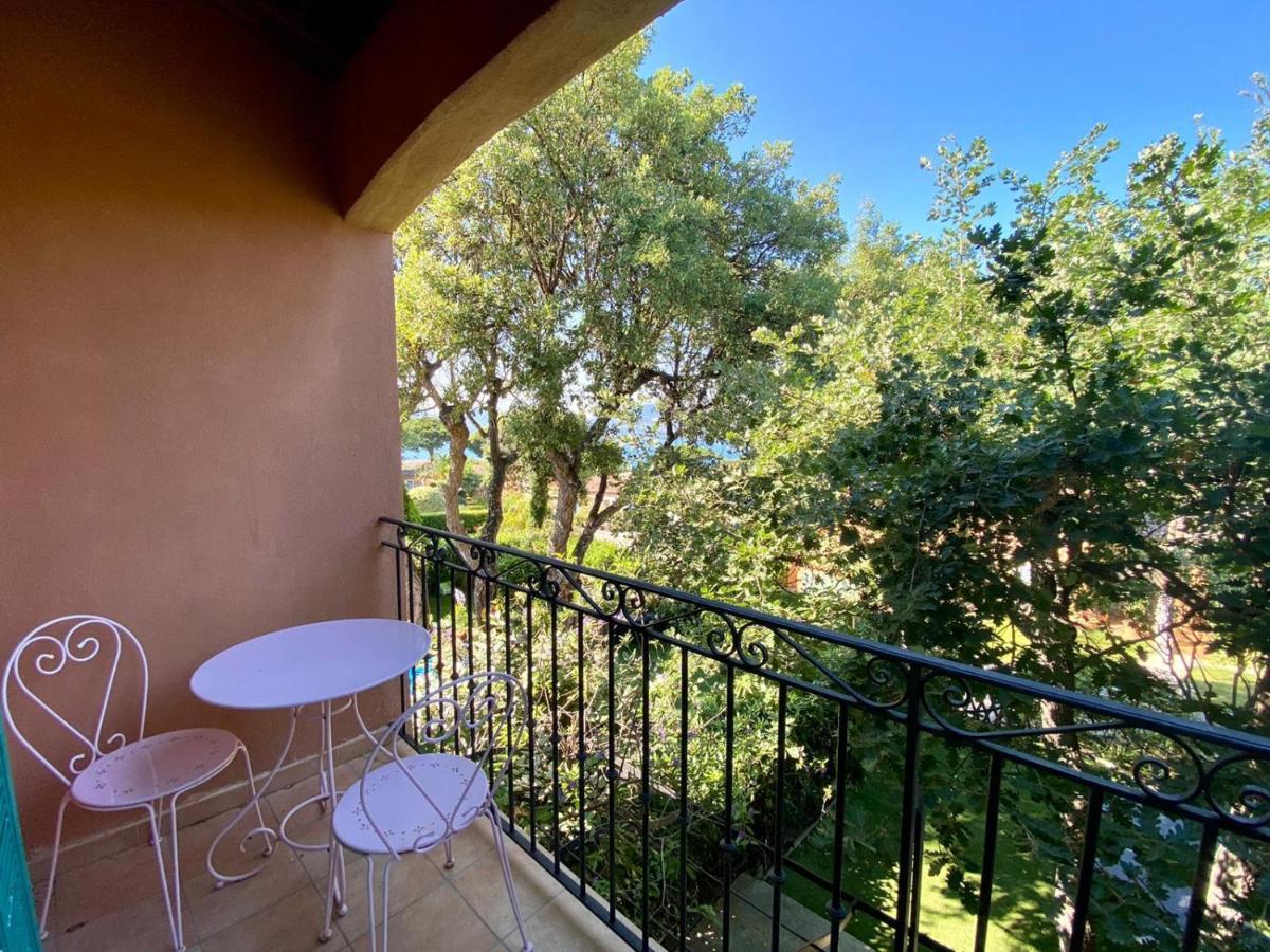 Villa Vue Mer Donnant Sur Le Golfe De St Tropez, 2 Chambres, 6 Pers, Piscine Commune Σαιν-Τροπέ Εξωτερικό φωτογραφία